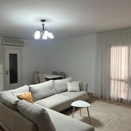 Apartment Zogu I Zi,Tirane *